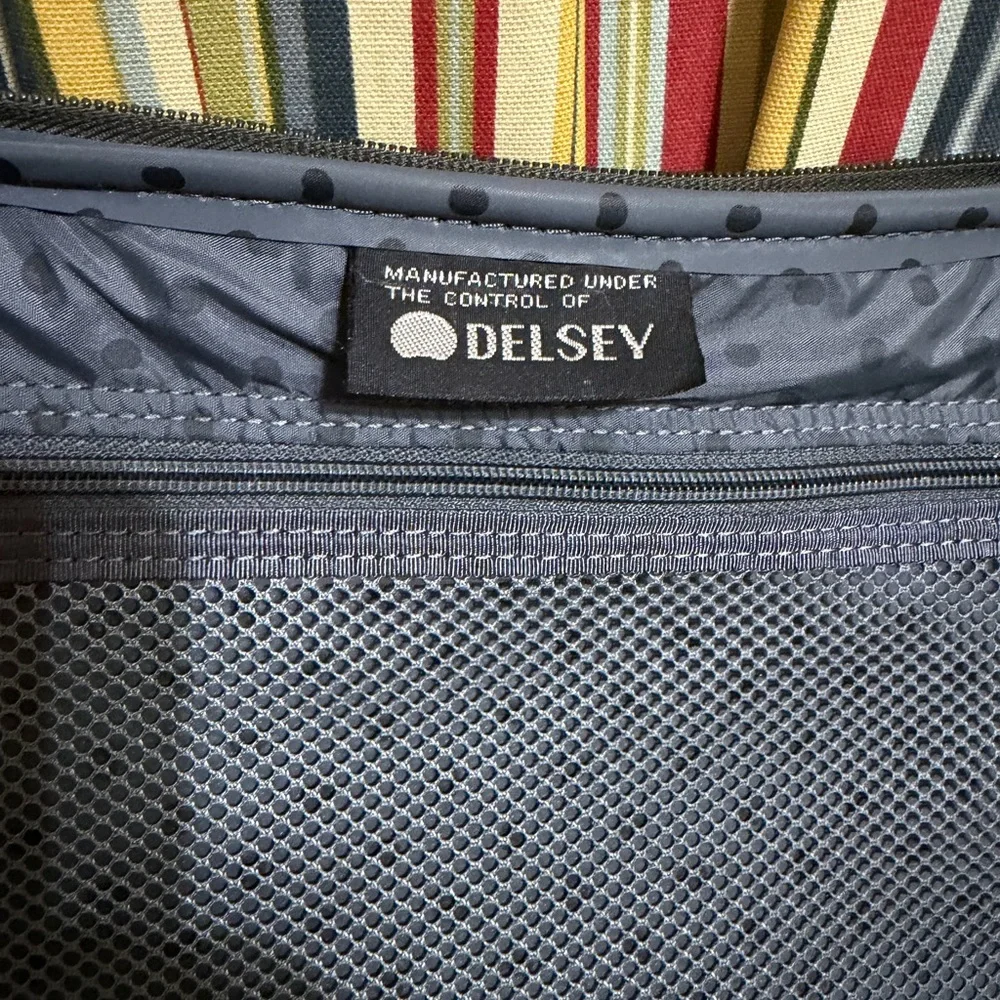Delsey Carry On Luggage Nylon Gray Messenger Shoulder Bag 14”x11”x 7”